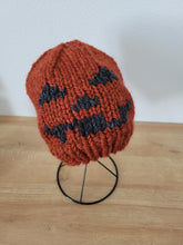 Load image into Gallery viewer, Jack-O-Lantern Beanie