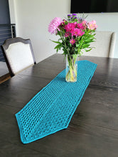 Load image into Gallery viewer, Granny Runner Crochet Pattern