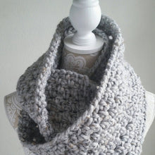 Load image into Gallery viewer, The Oscar Infinity Scarf - PDF Download