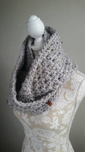 Load image into Gallery viewer, The Oscar Infinity Scarf - PDF Download