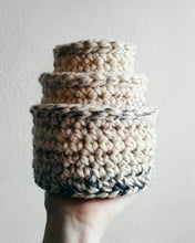 Load image into Gallery viewer, Nesting Baskets Crochet Pattern - PDF Download